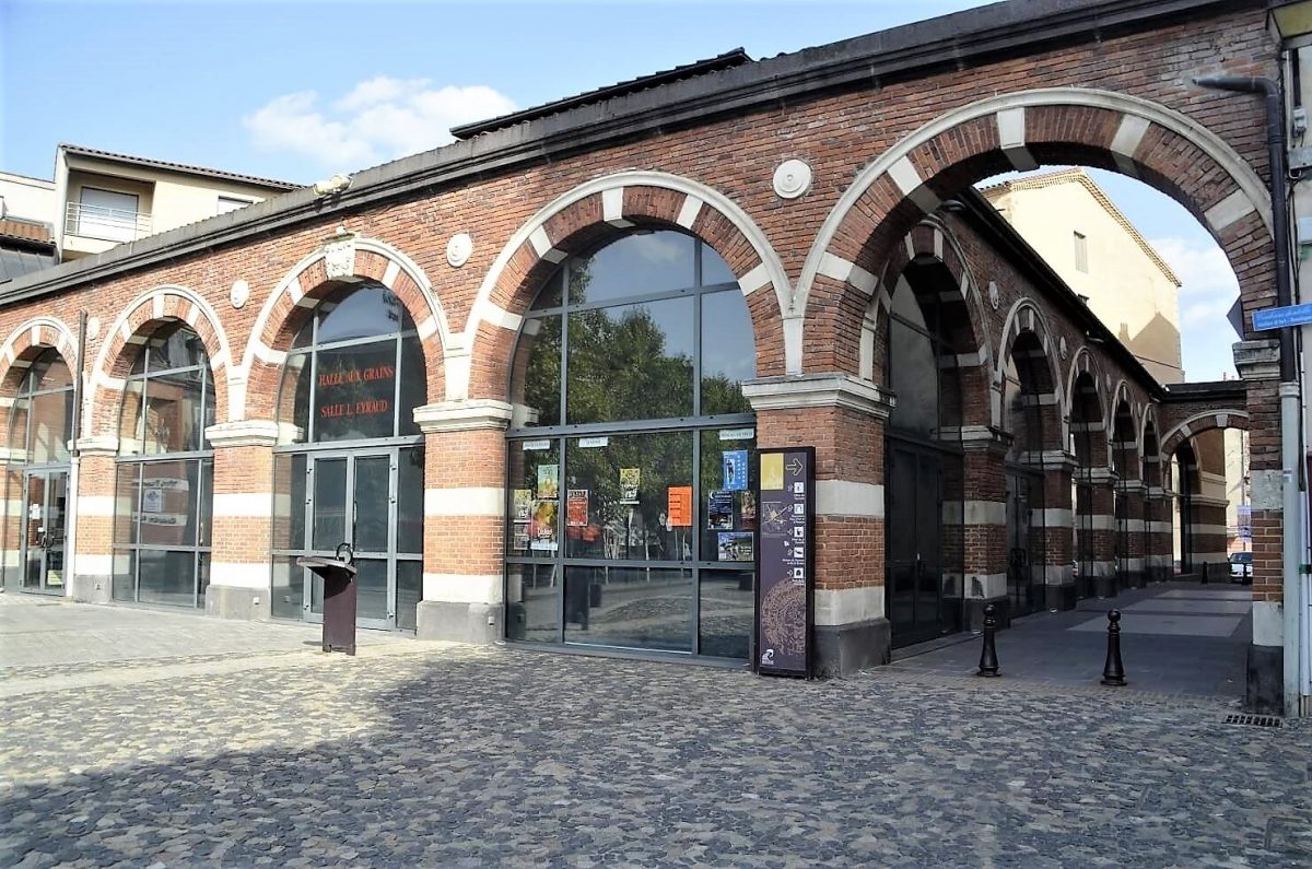 Halle aux grains, Brioude